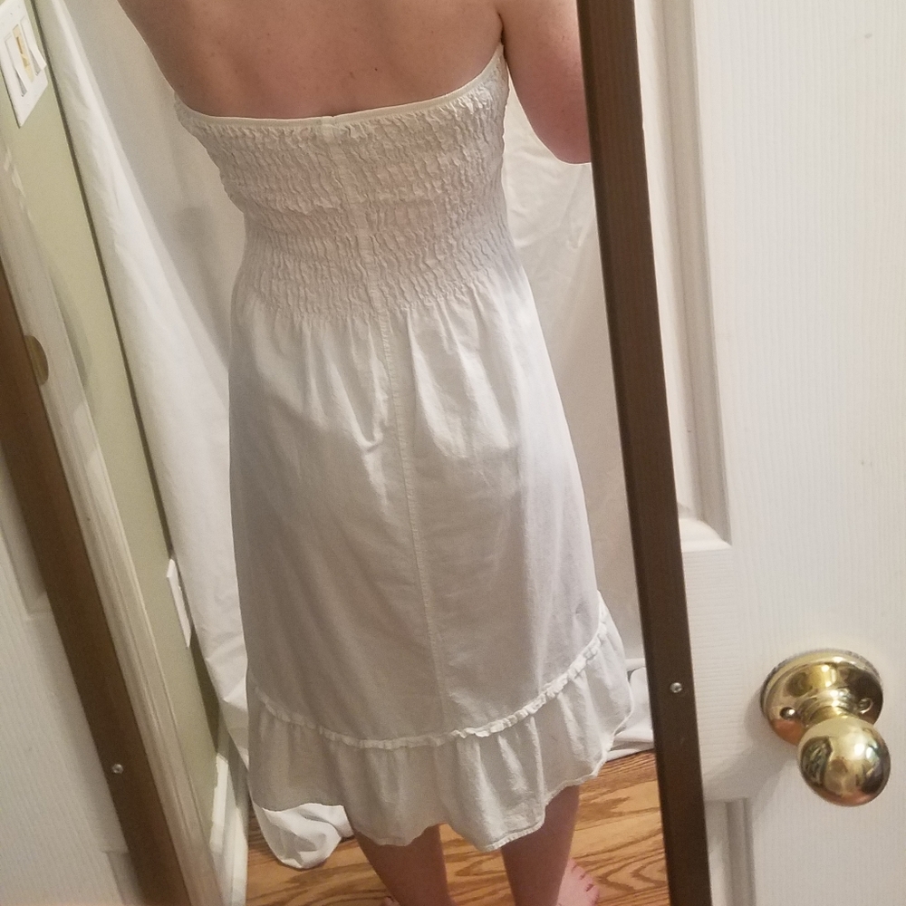 White halter dress - Picture 5 of 6